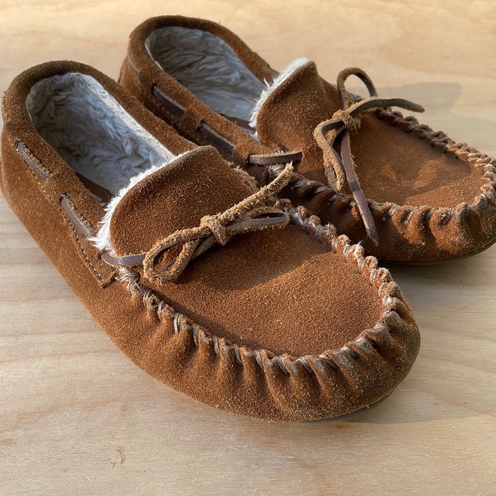 TUCKER AND TAIT Suede Leather Moccasin/Slipper size toddler kids 12